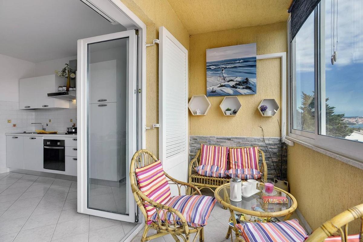 פרמנטורה Apartment Mirna מראה חיצוני תמונה